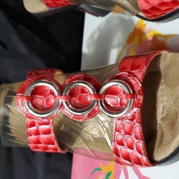 DR SCHOLLS AVALON PINK CROCADILE HEELS - Picture 6 of 8